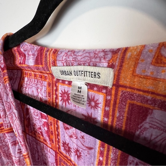 Urban Outfitters Boho Pink Patchwork Wrap Top Balloon Sleeve Crop Blouse M - Picture 4 of 6